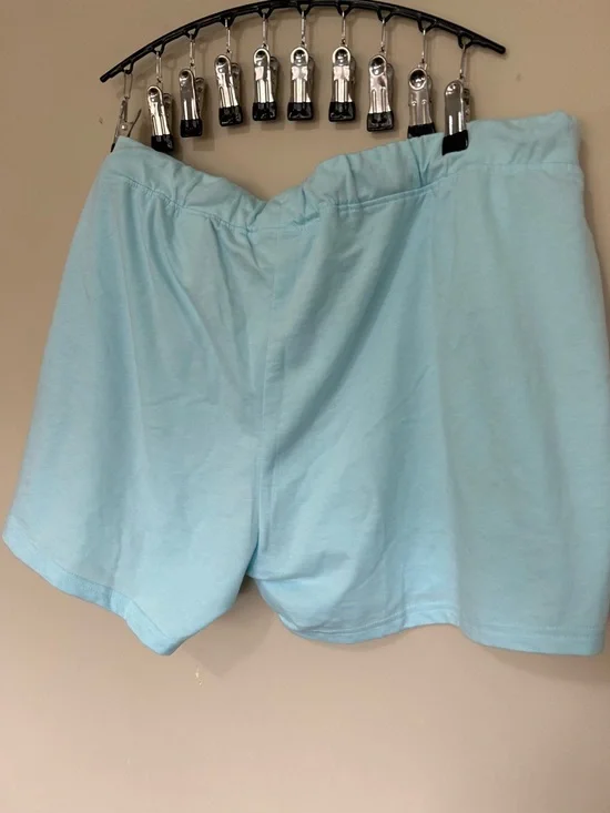 NWT Disney Parks Dumbo The Flying Elephant Retro Lounge Shorts - 1X - Picture 6 of 8